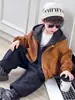 Coleção de outono de 2026: Conjunto de roupa cool e estiloso para meninos, estilo coreano, apresentando uma jaqueta de couro falsa de duas peças e conjunto de calças lanterna