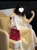 Nuevo Vestido Largo Elegante Adelgazante de Corte Holgado Verano 2026, Nuevo Estilo Chino con Bordados Intrincados, Vestido de Cuello en V para Mujer