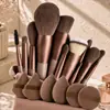 En stock: Set de 13 Brochas de Maquillaje Cuatro Estaciones Verde, Etiquetado Transfronterizo, Iluminador, Pincel para Rubor, Pincel para Sombras de Ojos, Set Completo de Herramientas de Belleza