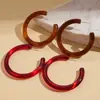 Brincos Europeus e Americanos Transfronteiriços de Resina Gradiente Geométricos em Forma de C com Pino de Prata, Brincos Vintage Minimalistas de Alto Padrão de Nicho