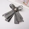 Envío gratis XXIV modelo nuevo lazo de encaje negro estilo princesa broche de lazo corsage nueva ropa para mujer