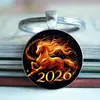 Modelo Novo Mais Vendido Transfronteiriço Série Ano do Cavalo 2026 Chaveiro de Liga de Vidro Joias para Comércio Exterior Atacado
