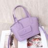 Bolsa Feminina 2024 Outono Novo Design de Moda Bolsa Sense Leve Luxo All-match Commuter Prático Crossbody Bolsa