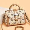 Venta al por mayor, bolso pequeño popular de este año, bolso de mujer, nueva moda 2024, bolso de mensajero de primavera y verano, bolso de hombro de mediana edad