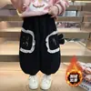 Calças Jogger de Renda com Pelúcia para Meninas Outono Inverno 2026 Novas Calças de Moletom Esportivas Casuais Quentes de Inverno para Crianças