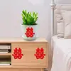 Decoraciones de boda, incluyendo caracteres de "doble felicidad", para escaleras, escenarios de boda y el lado del novio de la casa, incluyendo barandillas de escaleras
