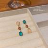 Aretes asimétricos de estilo chino antiguo con piedras preciosas de colores para mujer, aguja de plata S925, nicho de lujo ligero de alto sentido, aretes de celebridad de Internet
