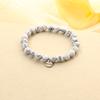 Amazon Venta Caliente Pulsera Turquesa Blanca de 8mm Elástica con Cuentas Acero Inoxidable Redonda Grabada Pulsera de la Amistad