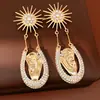 Pendientes de Perla con Forma de Sol en U Tachonados con Diamantes de Aguja de Plata, Pendientes de Lujo Ligero de Gama Alta, Accesorios para Orejas Exagerados de Nicho Estilo Europeo y Americano