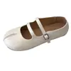Sapatos Mary Jane de sola macia com novo estilo 2026 de casco de porco, sapatos baixos de bico dividido para mulheres em estilo retrô