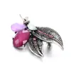 Versión coreana del nuevo corsage vintage chapado en plata antigua hoja de ginkgo corsage comercio exterior venta directa de fábrica