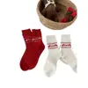 Calcetines de Lana con Patrón de Diamantes Fair Isle para Otoño e Invierno, Estilo Vintage, Calcetines Rojos para Año Nuevo, Versátiles, Cálidos y Adecuados para el Año del Zodiaco, Calcetines Largos Holgados