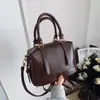 Otoño/Invierno 2026 Nuevo Bolso Boston Retro para Mujer Bolso Cruzado de Hombro Único de Cuero Genuino Bolso de Mano Versátil de Nicho de Alta Gama