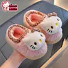 Pantuflas de Algodón Originales Hello Kitty para Niños Invierno Niñas Cálidas con Forro de Terciopelo y Piel Antideslizantes Zapatos de Algodón para Bebé HelloKitty