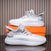 Sapatos de Coco Masculinos em Estoque Atacado Tamanho Grande Mesmo Estilo Masculino e Feminino Tênis Esportivo Fly-Knit Popular de Verão Respirável Casual Sapatos de Casal