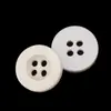 Botón de Camisa de Resina Imitación Concha Cuatro Ojos Dos Ojos Decoración de Puño Redondo Cosido a Mano Botón Cárdigan Blanco y Negro Nacarado