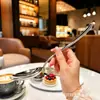 Fabricante directo de cucharas y espátulas cuadradas de acero inoxidable en stock para buffets de hotel y uso en cafeterías