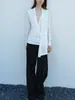 Top de punto de acetato blanco con drapeado en V y diseño plisado