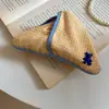 Pinza Triangular para el Cabello de Tela Estilo Coreano, Pasador Dulce y Elegante, Pinza de Tiburón, Lujo Ligero, Sensación de Alta Gama, Accesorio Versátil para el Cabello para Mujeres