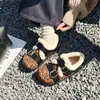 Zapatos Peludos Franceses de Punta Redonda con Doble Hebilla para Mujer 2026 Nuevo Otoño Invierno Retro Calidez con Felpa Zapatos Birkenstock Zapatos Casuales Individuales