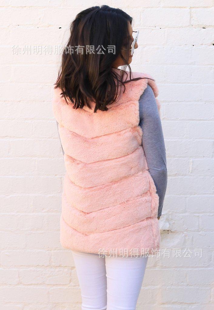 GILETS_-_PANELLED_LONGLINE_-_B