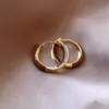 Pendientes de Aguja de Plata Estilo Retro de Hong Kong de Alta Gama Color Maillard Pendientes de Mujer para el Trabajo Estilo Artístico Elegantes de Lujo Ligero