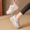 Zapatillas Deportivas Casuales Versátiles de Cuero Suave de Moda Más Vendidas Primavera Suela Gruesa Aumentadoras de Altura 2026 Nuevas para Mujer