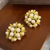 Pendientes de Diamante Vintage de Época Media con Aguja de Plata Pendientes Redondos de Flor Perla Pendientes Retro de Lujo Ligero de Gama Alta para Mujer