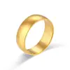 Anillo de Joyería de Acero Inoxidable Chapado en Oro de 18 Quilates con Pigmento, Anillo de Moda Simple de Lujo Ligero Europeo y Americano, Combinación Perfecta para Mujeres