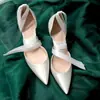 Zapatos de Tacón Alto Blancos de Punta Fina para Mujer Zapatos de Dama de Honor Boda Zapatos Planos Franceses de Tacón Fino con Cordones de Cinta Moda Estilo Europeo y Americano Zapatos de Mujer