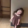 Vestido Xadrez Retrô com Gola Boneca para Meninas Verão Novo Estilo Preppy para Bebês Vestido Princesa de Manga Curta com Ajuste na Cintura Roupa Infantil