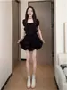 Um Vestido, Quatro Maneiras de Usar: Vestido de Manga Curta com Design Acinturado, Efeito Emagrecedor, Saia Longa Franzida, Vestido Leve Preto e Vermelho Tomate para o Trabalho
