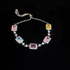 Pulsera de flor redonda con cierre de circonita, lujo ligero, alta gama, pulsera exquisita con un diseño elegante, versátil y a la moda, venta al por mayor