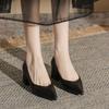 36601 moda apontado dedo do pé chunky salto feminino sapatos de camada única clássico commuter preto couro macio salto médio salto alto sapatos de camada única das mulheres