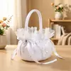 Cesta de flores redonda de estilo occidental para bodas transfronterizas, ribete de encaje blanco, decoración de lazo, cesta de flores para niños para lanzar flores