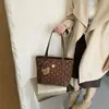 Otoño 2026 Nuevo Bolso Ita de Motocicleta Retro Japonés Bolso Grande de Hombro Cruzado Uniforme Bidimensional Bolso de Viaje para Mujer
