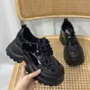 Sapatos de Couro com Salto Aumentado e Solado Grosso Estilo Britânico Francês para Mulheres, Novos Mocassins Plataforma Pretos Primavera 2026