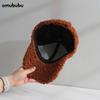 Nueva Gorra de Bufón Estilo Coreano para Mujer Otoño e Invierno Lana de Cordero Color Sólido Cálida Gorra de Béisbol Visera Curva Moda Tendencia
