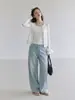 Conjunto de dos piezas para mujer: camiseta de manga larga con cuello redondo y estampado floral blanco y camisola, colección otoño 2026, corte ajustado, elegante y versátil