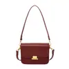 Bolso de hombro versátil, bolso cruzado para el día a día para mujer, nuevo bolso niche de textura tofu, bolso cuadrado pequeño, bolso de axila para mujer