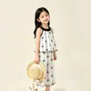 Conjunto de Verão para Meninas em Algodão Puro Estampado 2026 Novo Estilo Top de Alcinha e Calça de Barra Larga Conjunto de Duas Peças Versão Coreana