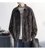 Camisa de manga larga estilo japonés con cuello mandarín, nueva colección otoño 2026 para hombre, texturizada, corte holgado, camisa casual, prenda exterior versátil para hombre