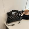 Bolsa Feminina de Mão Pequena Acolchoada Losango Corrente Bolsa de Ombro Feminina Verão Nova Simples Moda Textura Transversal