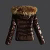 Ropa de Algodón Corta Ajustada de Exportación Europea y Americana, Imitación de Piel, Cuello Grande de Piel, Capucha Oscilante, Chaqueta Cálida Lista para la Venta