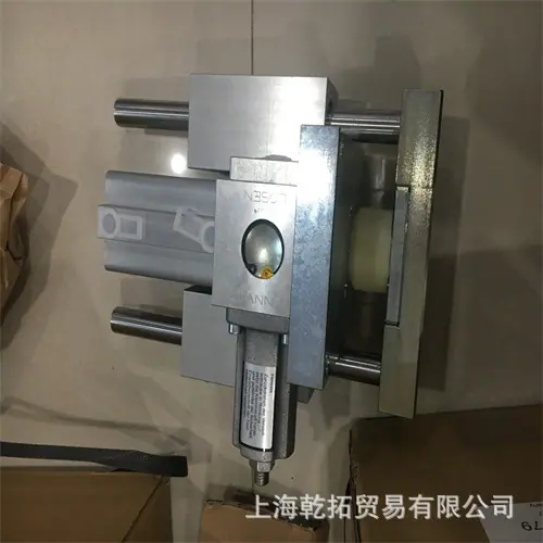 R416001179气缸.jpg