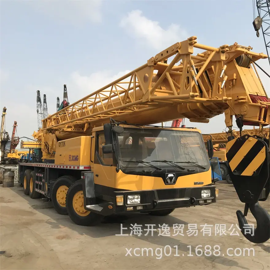 70ton crane (9)