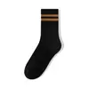 Calcetines para Hombre Zhuji para Todas las Estaciones, Calcetines de Algodón Absorbentes del Sudor y Resistentes al Olor, Hilo de Colores Moda Versátil Combinación de Colores Raya Doble Calcetines de Media Caña para Hombre