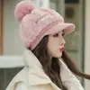 Novo Chapéu de Malha Bico de Pato Quente Versátil Moda de Inverno Feminino Fofo com Pom-Pom Grande Circunferência da Cabeça Chapéu de Pelúcia Transfronteiriço