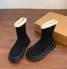 Botas de nieve cortas de algodón para mujer 2026, nuevo estilo de felpa, botas cálidas de suela gruesa, versátiles, que aumentan la altura, engrosadas para el invierno