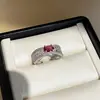Anillo abierto ovalado de circonita brillante color rojo rosa espiga de trigo anillo para dedo índice vintage elegante joya de mano de alta gama